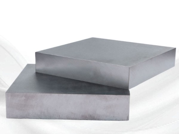 拉伸模具材料選擇標準